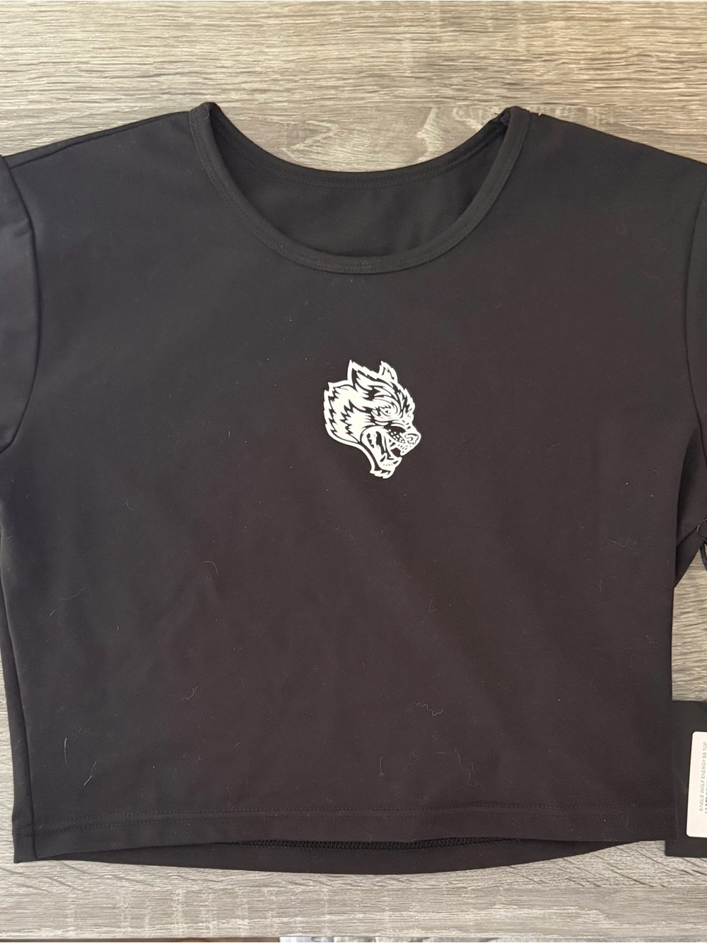 Darc Sport Single Wolf “Energy” Crop Top Black - Picture 5 of 6